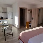 Estudios En Plaza Cabo Da Centro Aparthotel 4*