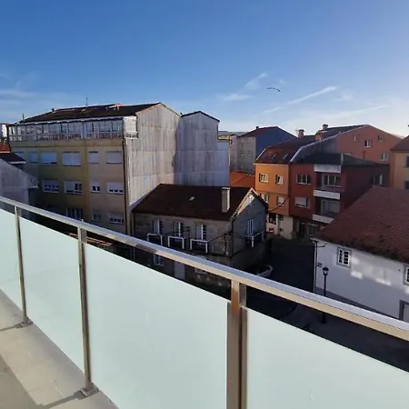 Estudios En Plaza Cabo Da Centro 穆希亚