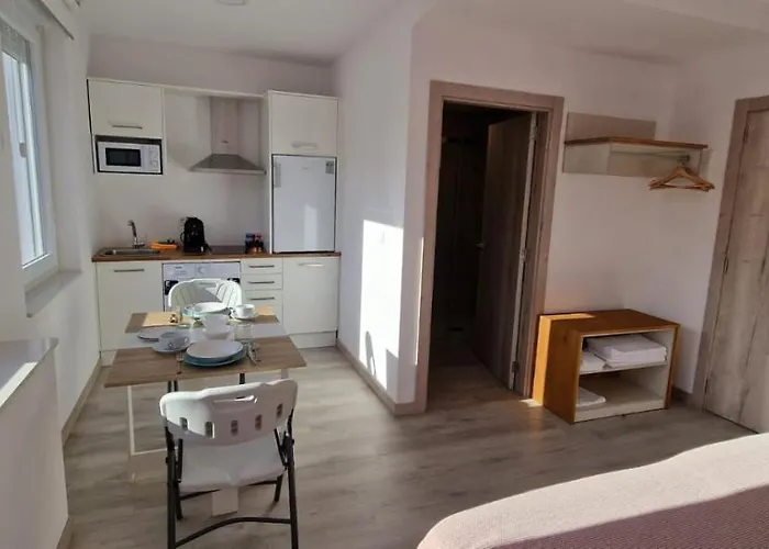 Estudios En Plaza Cabo Da Centro 4* Мухия