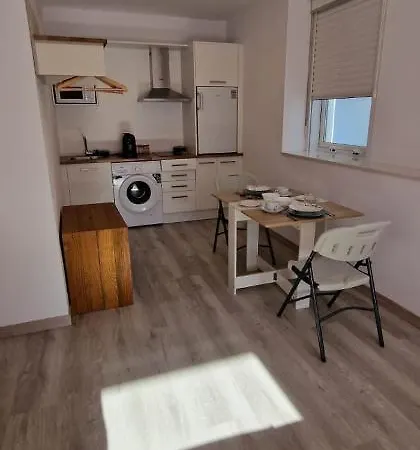 Estudios En Plaza Cabo Da Centro Apartmán