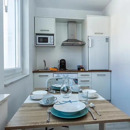 Estudios En Plaza Cabo Da Centro Apartment