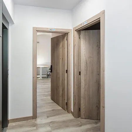 Estudios En Plaza Cabo Da Centro Apartment *