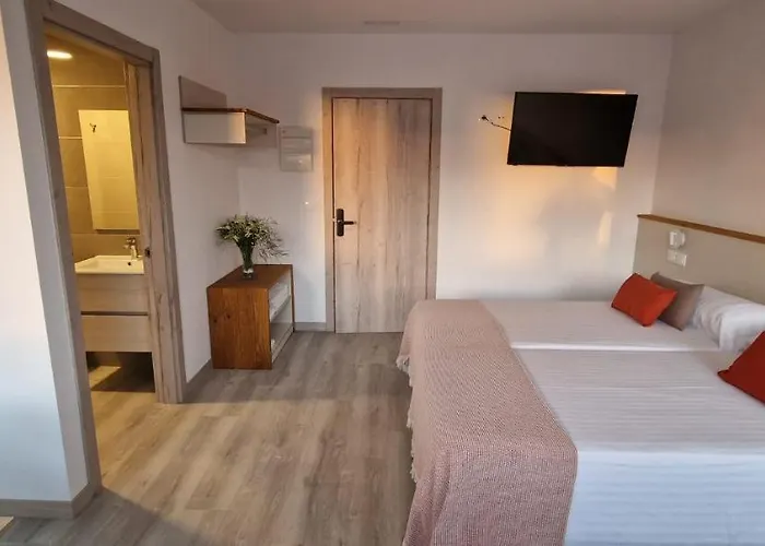 Estudios En Plaza Cabo Da Centro * Muxia