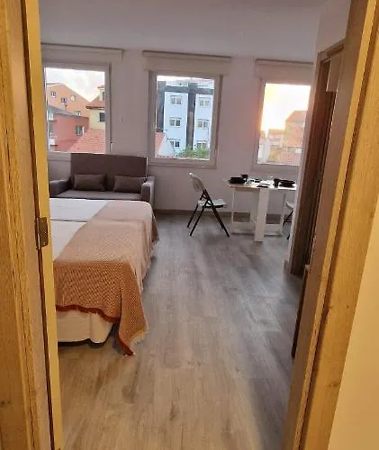 Estudios En Plaza Cabo Da Centro Apartment