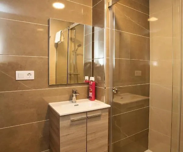 Estudios En Plaza Cabo Da Centro Apartment