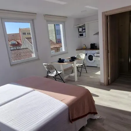 Estudios En Plaza Cabo Da Centro Appartement
