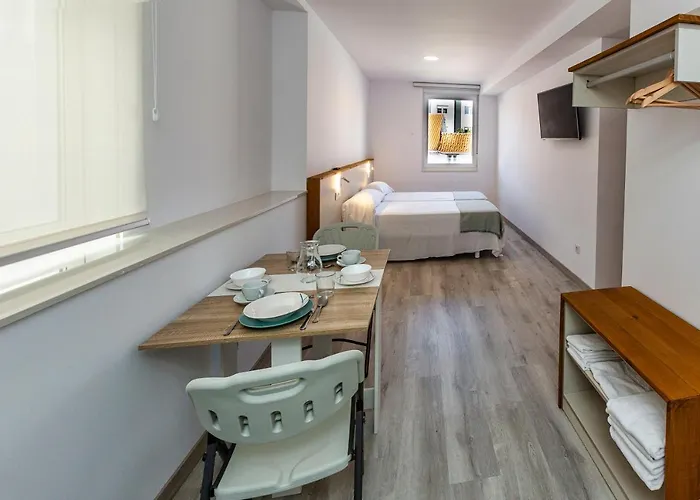 Estudios En Plaza Cabo Da Centro Muxia