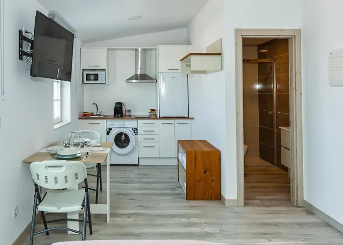 Estudios En Plaza Cabo Da Centro Muxia